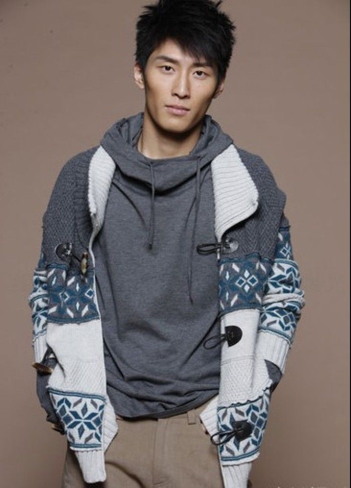 窦骁发文承认和何超莲恋情 曾透露想35岁前结婚