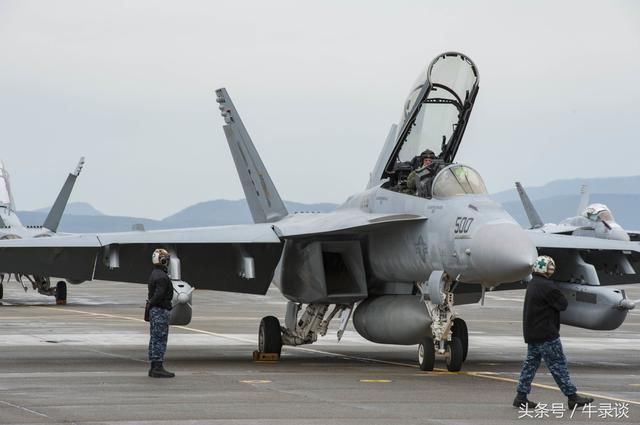 电鲨能否压制F-35谈谈歼15电子战机