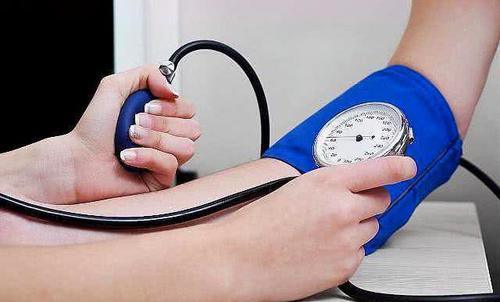 血压什么时候量比较合适 t014ef809776f16cfbf.jpg