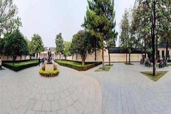 为什么说重庆是只适合旅游,不适合工作和生活的城市?