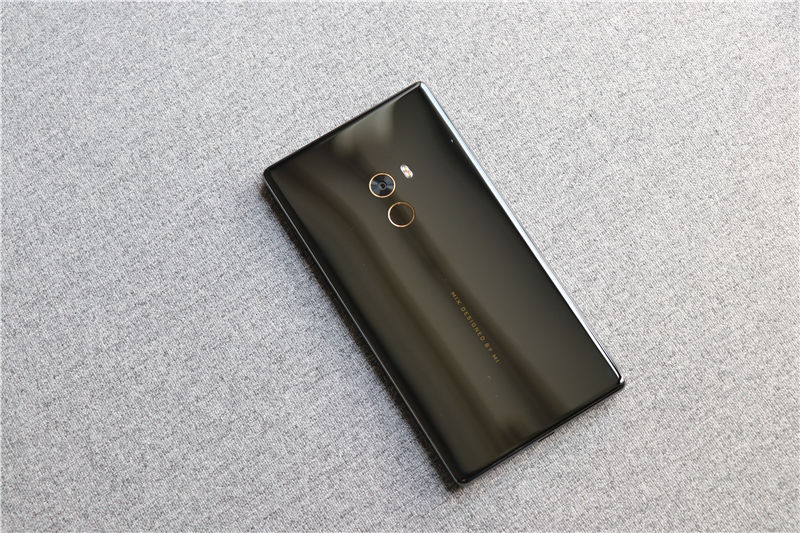 小米首款惊艳同行的手机,4GB+128G售价3499