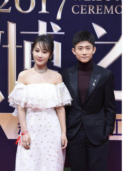 张一山杨紫微博之夜互怼 网友:真是一对欢喜冤