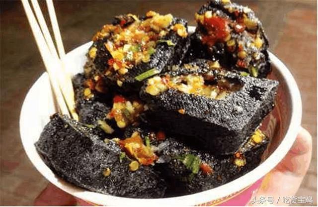 外国人喜欢吃臭豆腐吗?看看外国人如何评价臭