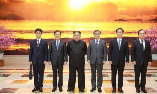 图集|金正恩会见韩总统特使团并举行晚宴，朝媒:气氛温暖