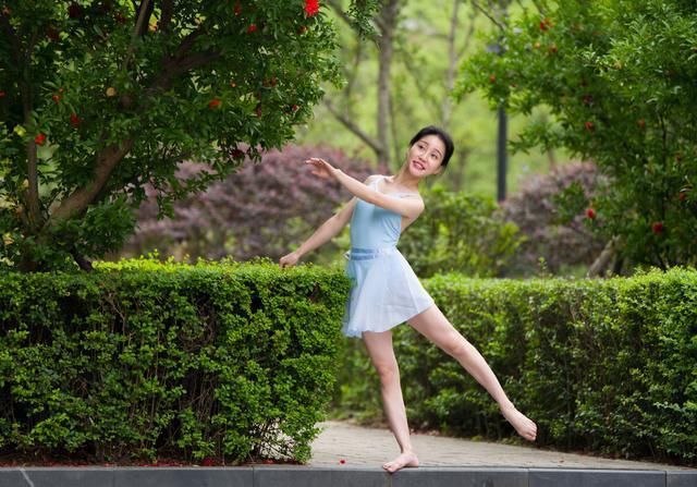 儿童节专访成都最美舞蹈老师 学舞蹈的孩子和