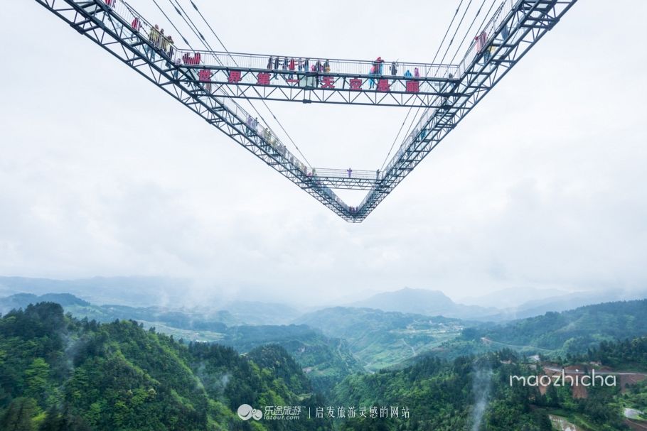 飞跃奥陶纪，重庆网红景区等你来挑战！