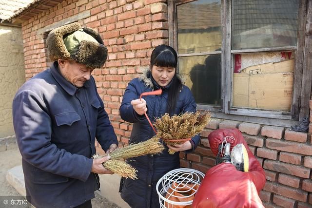 在农村养儿子好还是女儿好？村民的回答让人看清社会！