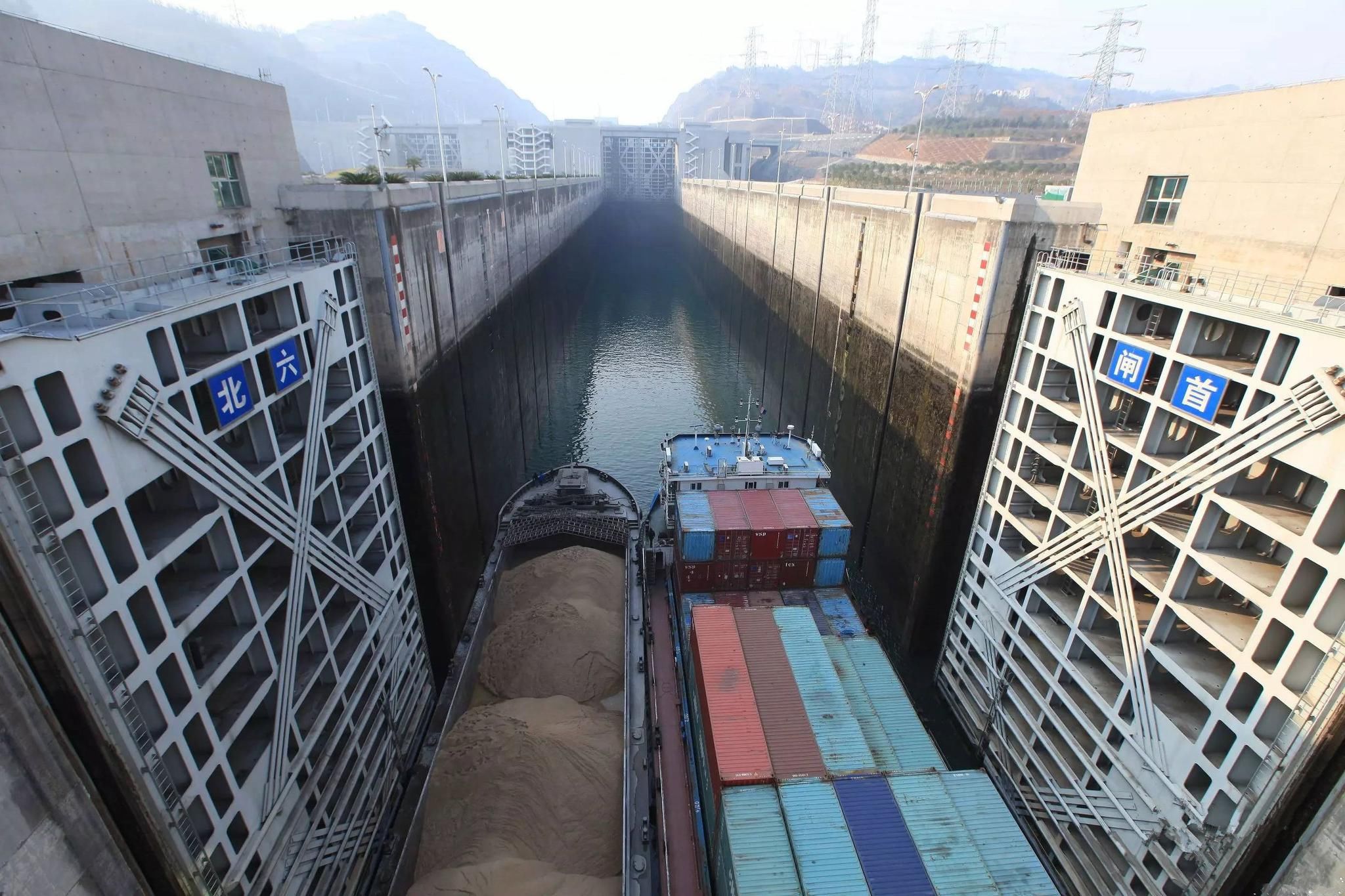 全球最霸气的通航建筑物，位于中国，打穿了将近20座山