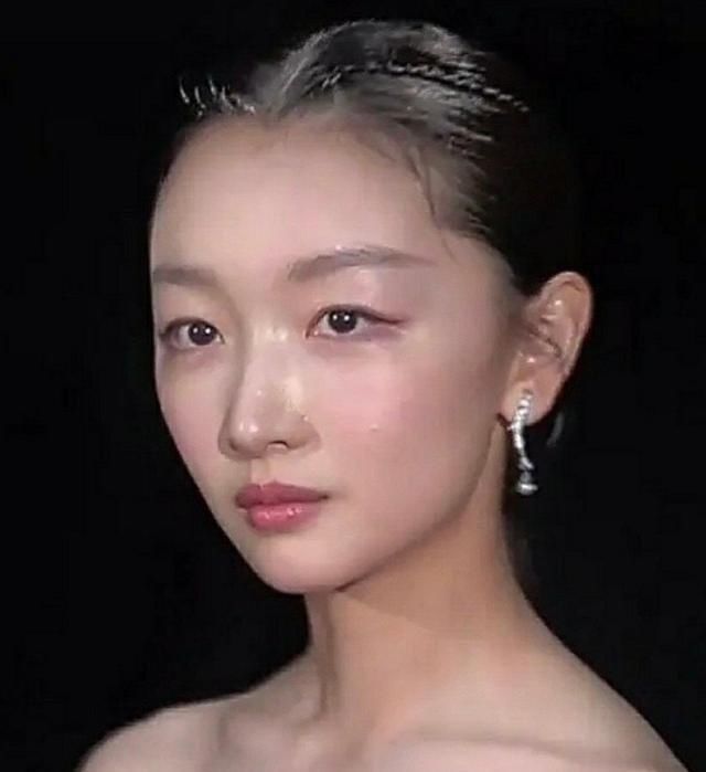 高清镜头下女星：李一桐甜美，傅菁高冷，看到孔雪儿：吹爆你的颜