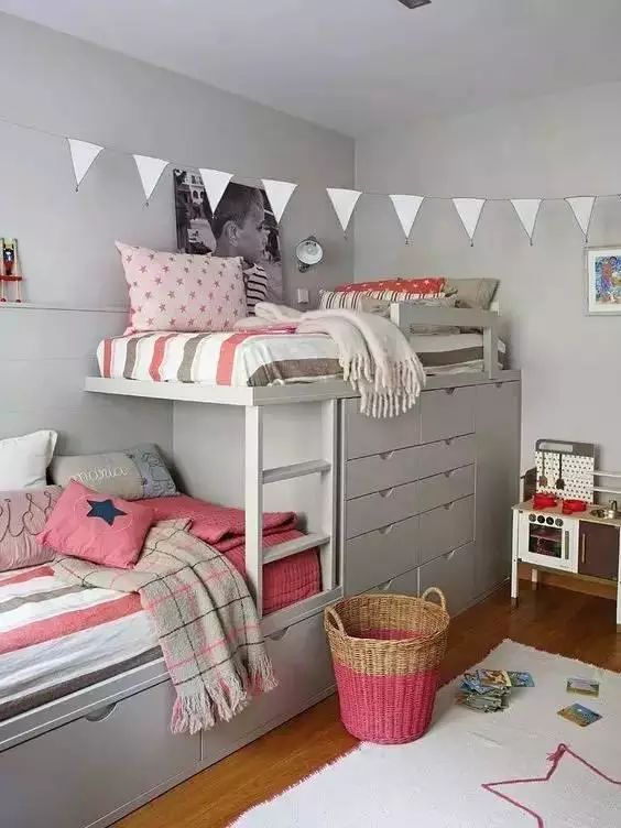 儿童房内做个高低床,小户型二居室这样做很实