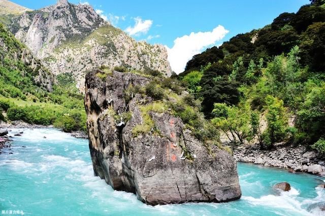 林芝虽美，却是因为来自这条母亲河的滋养