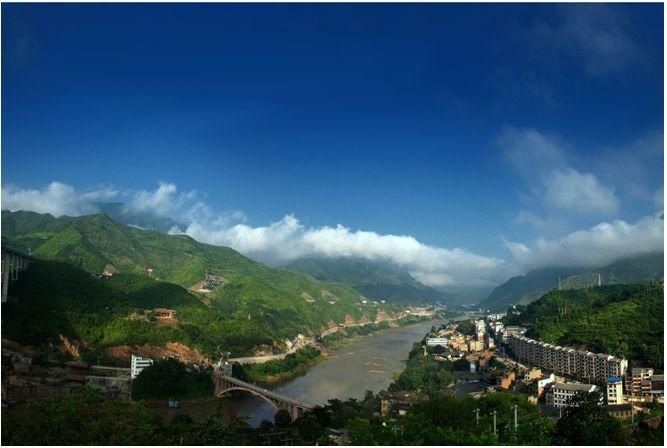 贵州一县建县百年,面积3128平方公里,人口717