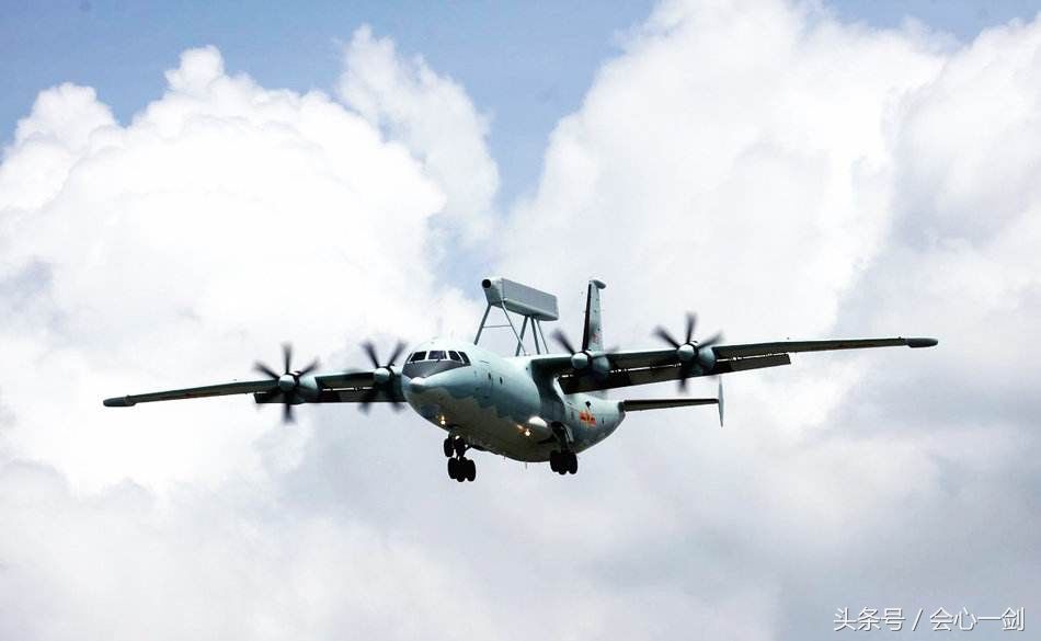 中国空军史上最严重空难:40名专家全部牺牲,其