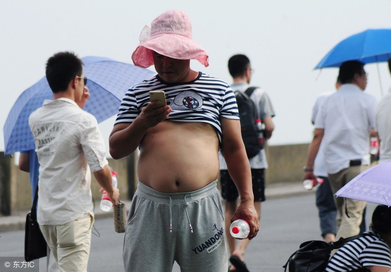 夏天来了，你以为最热的城市在广东和海南，错了，是这四个城市