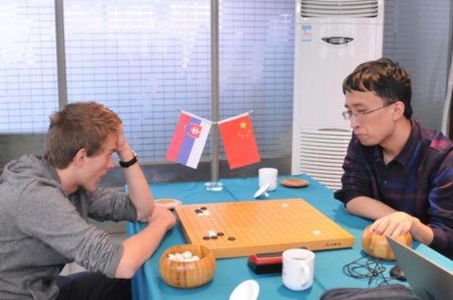 李旭力克帕沃尔豪取6连胜 丝绸之路欧洲初段受