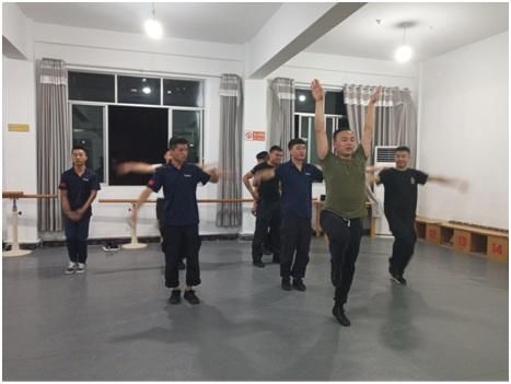 湄潭县:文体广电新闻出版局禁毒文艺节目排练