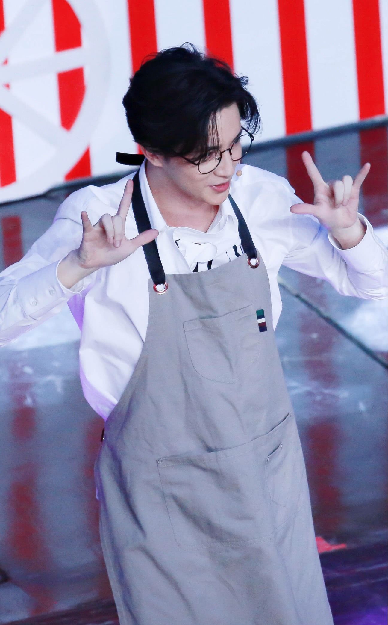 薛之谦唱功更上一层楼,《跨界歌王》舞台亮相