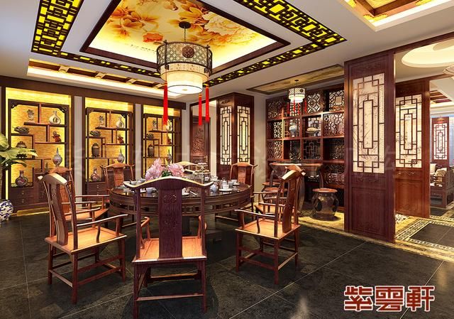 此案例是紫云轩为长沙的好望谷别墅豪宅做的装修效果图,风格为古典中式装修。整体设计如牡丹花般高贵华丽,设计师为豪宅空间构筑了完美无瑕的居家环境,营造一种淡雅、真实,一种属于家庭家居般的安宁静怡,让人一踏入到豪宅中,就沉浸于古典中式别墅的舒适自在,沐清风竹影,听云水禅心,能使人清心涤尘,淡然于心,自在于世,远离了世俗喧嚣纷繁。