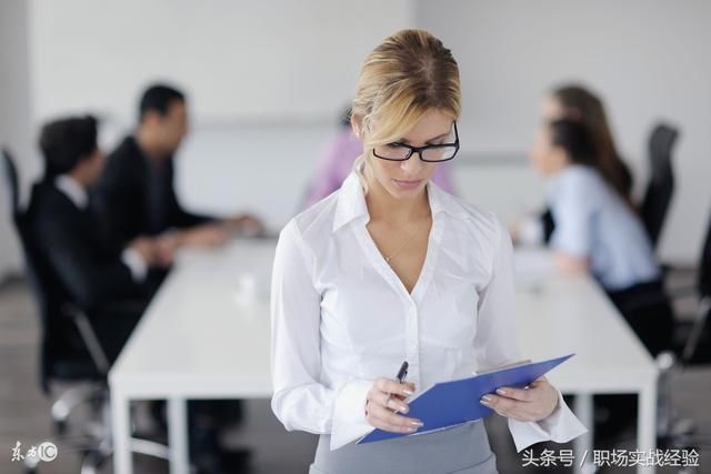 女员工入职先签辞职信?神回复:女员工怀孕就离