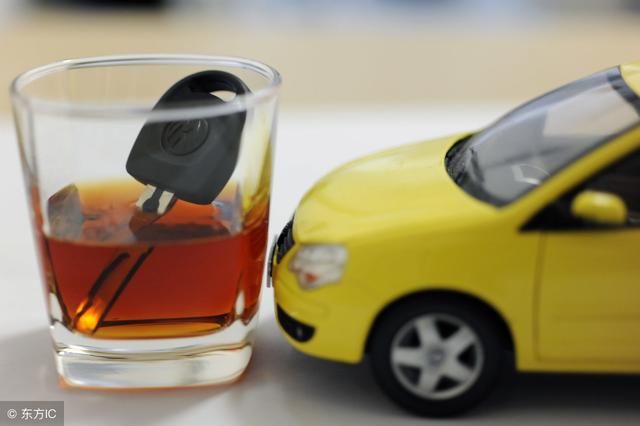 聚会饮酒致发生车祸,同桌未劝酒或未阻止驾驶