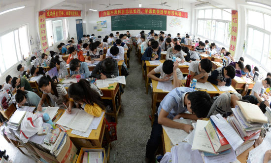 多地公布高考放榜时间 广东高考预计25日左右放榜图片 63334 550x330