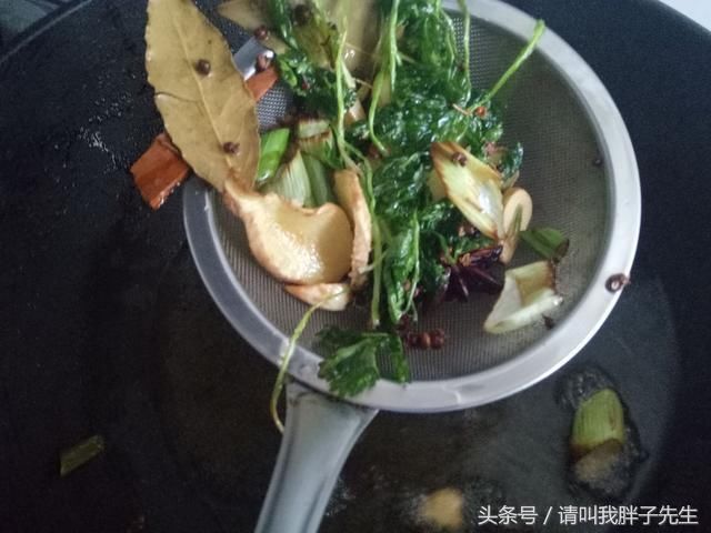 辣椒油的祖传配方，比饭店还要好吃，喜欢吃辣的不容错过！