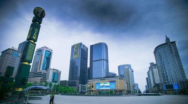 中国人口第四大城：人口超天津达1600万，未来还有自信追上北上广