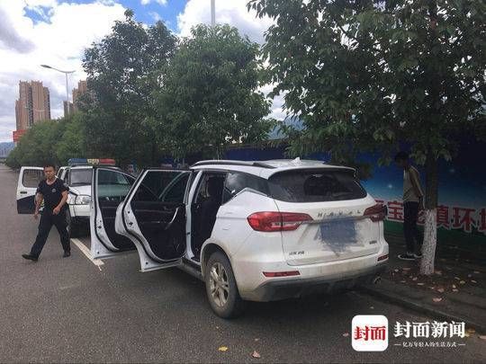 14岁男孩连续2天偷开家中越野车 载上3个伙伴