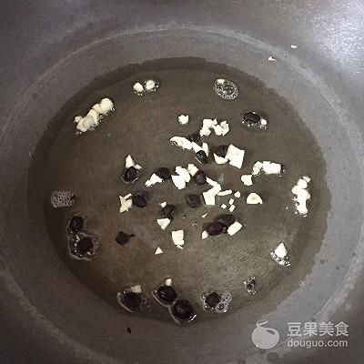 粤式经典茶点豉汁蒸排骨