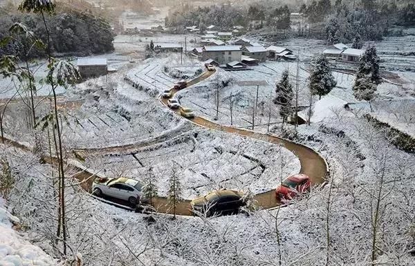 四川又多个宜居地！比九寨还美，好多人还不知道！