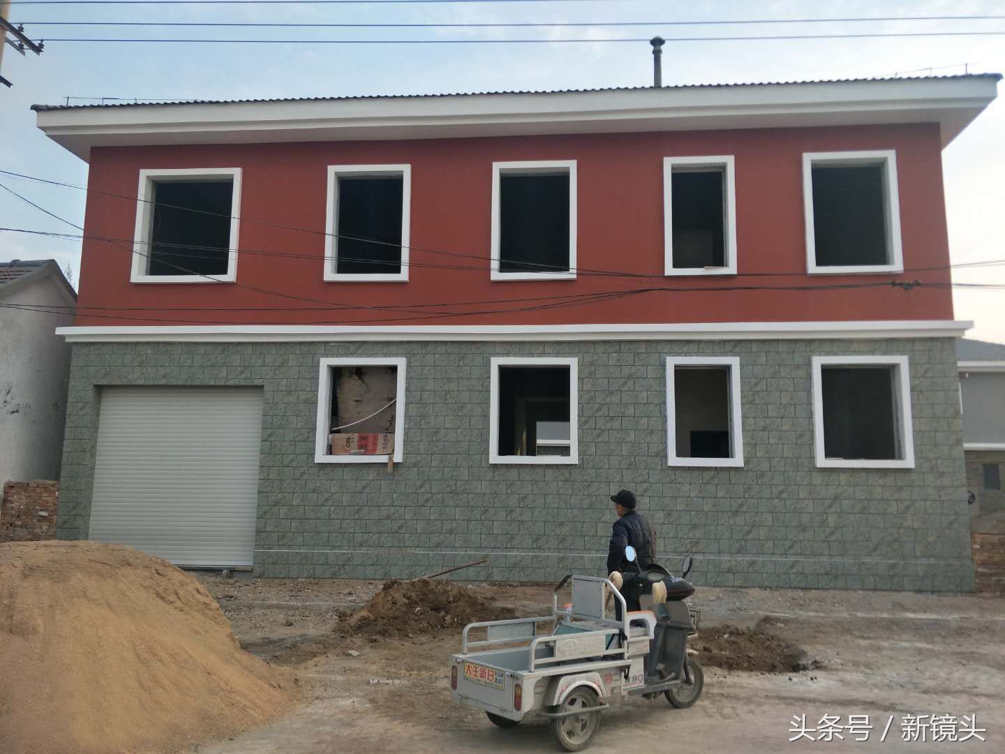 泡沫建房开始在农村流行，20天可建成一栋别墅