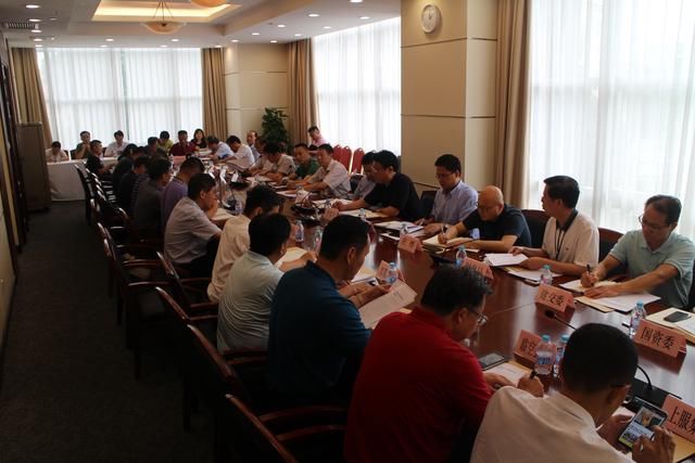 长宁区信访办召开信访积案化解专题推进会