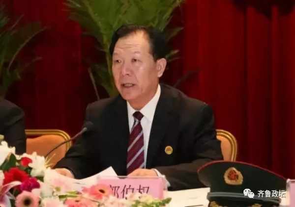 原军委副主席郭伯雄的家族沉浮，国人看后沉默