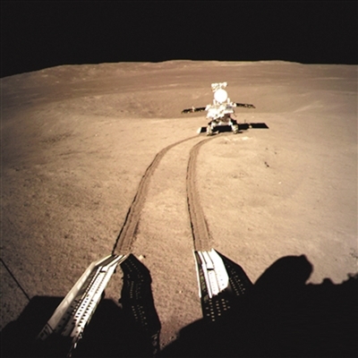 嫦娥五号月面采样返回年底实施