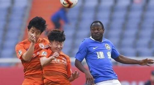 天道好轮回,建业没吃亏!上轮的糟的罪,裁判让鲁