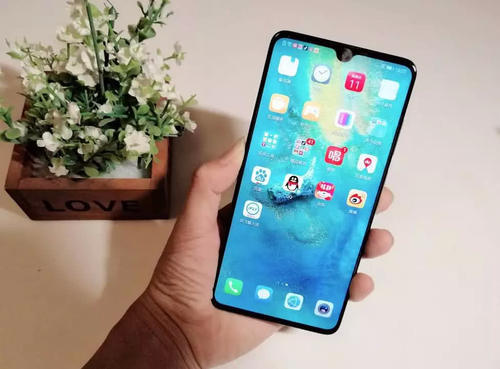华为Mate20X遭黑鲨Helo狙击,4点对比定胜负?