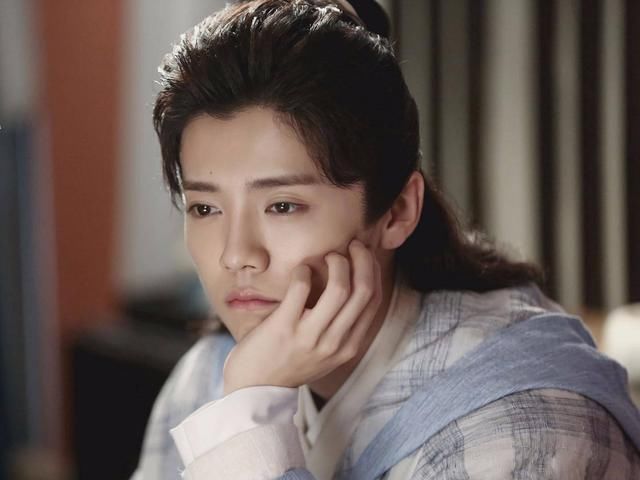 鹿晗杨天真说再见,现如今经纪人的地位大不如