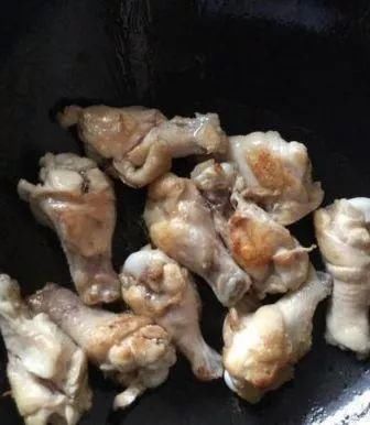 元宵必吃的一道硬菜，比猪肉便宜，红亮红亮的，一上桌就抢光!