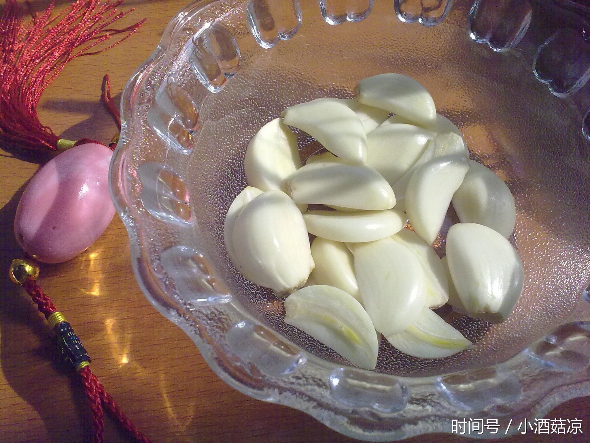 大蒜泡酒可以放冰糖吗?大蒜泡酒加冰糖好不好