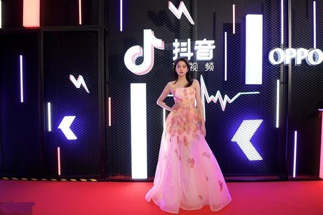 大妖永和智控强势反包,湖南盐业直封涨停,消费