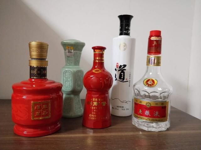 四川、贵州有什么好的浓香酒，今天我们来捋一捋