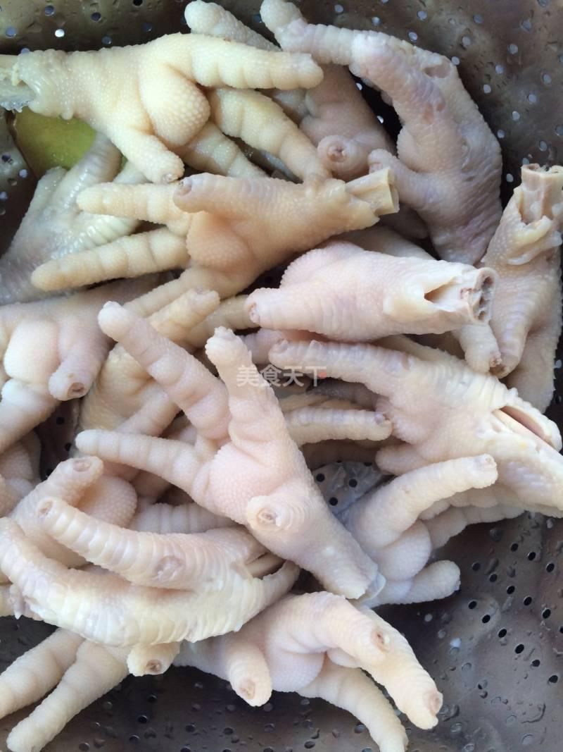 鸡爪怎么做好吃?超火的抖音网红鸡爪,柠檬秘制
