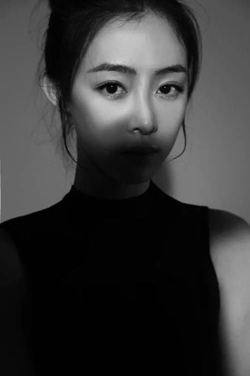 华宵一:我在痛苦中学会说话 || 舞蹈剧场《一刻