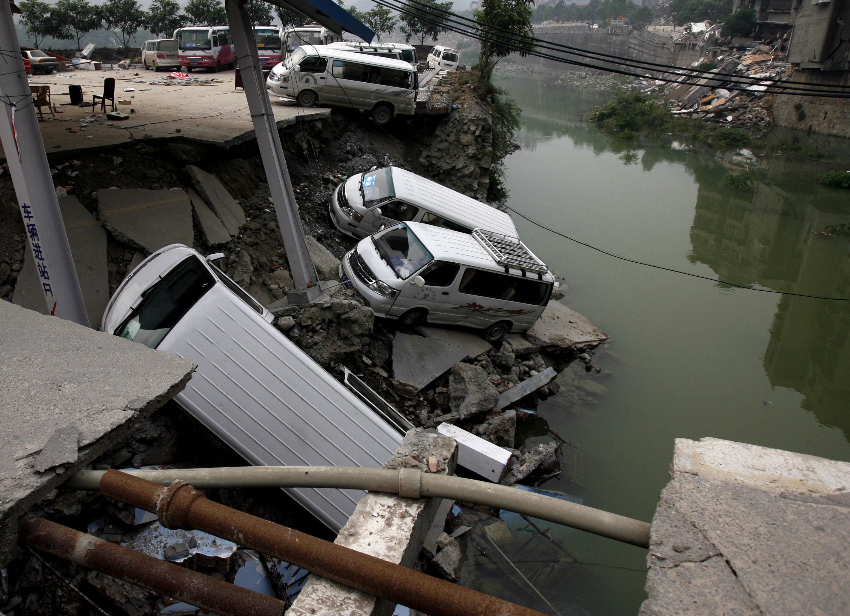 硬盘深处:汶川地震十周年祭老城封闭 遗址保护