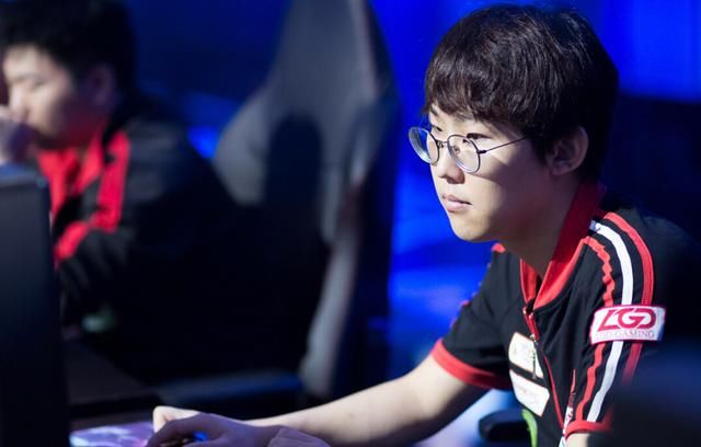 LPL:imp加入WE之后疯狂练习排位 这是找到了人生的目标?