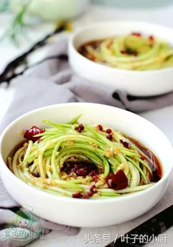 这12道素凉菜,道道好做又好吃,过年家宴爽口又清肠!