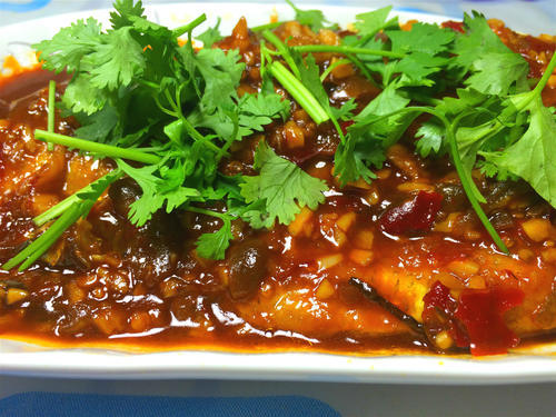 怎么做红烧鱼比较入味软烂 t0160fd59e09daaa78f.jpg