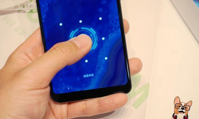 黑鲨游戏手机2冰封银\/Nokia 9 PureView正式开