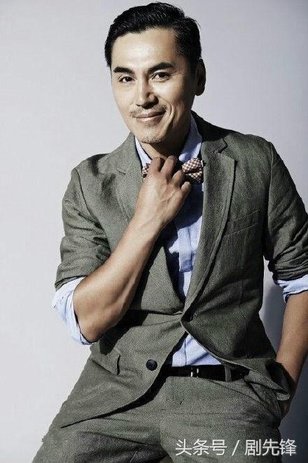 《津门飞鹰》张子健在次饰演燕双鹰、那个打不