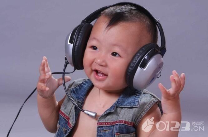 陈妍希唱邓丽君的歌 儿子不哭泣! 适合0至1岁宝